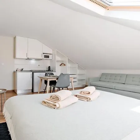 Apartment Lovely Fully Equipped Near Subway N12 Lisbon