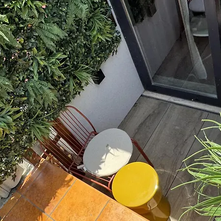 Lovely Fully Equipped Near Subway N12 Lisboa