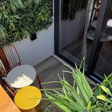 Lovely Fully Equipped Near Subway N12 Apartamento Lisboa