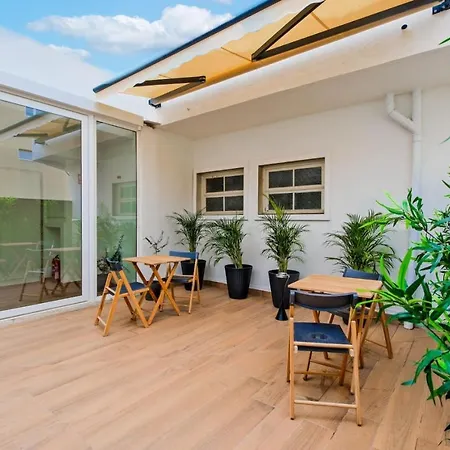 Lovely Fully Equipped Near Subway N12 公寓 *