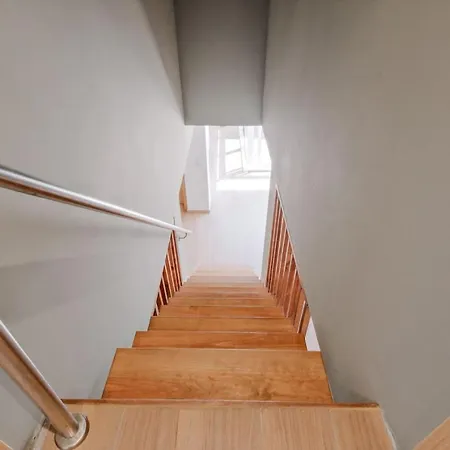 公寓 Lovely Fully Equipped Near Subway N12 Lisboa